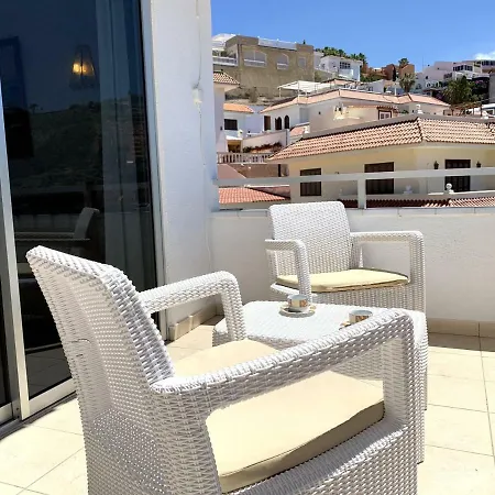 Las Americas With Views And Heated Pool Apartman *
