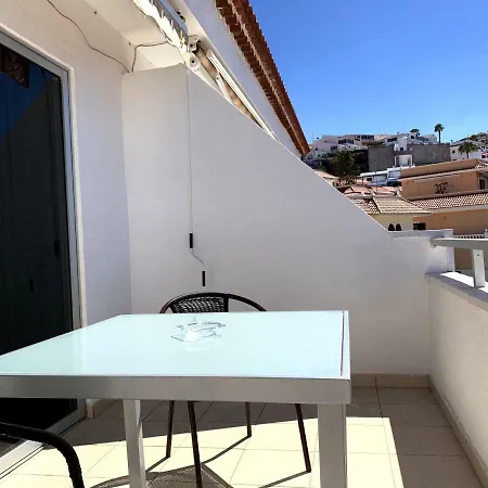 Las Americas With Views And Heated Pool Apartman *
