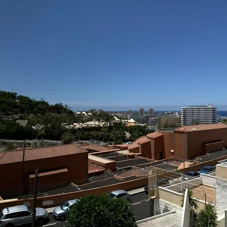 Las Americas With Views And Heated Pool Apartman