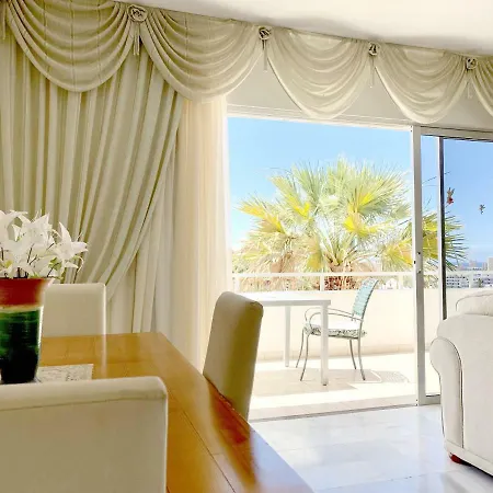 Las Americas With Views And Heated Pool Apartman *